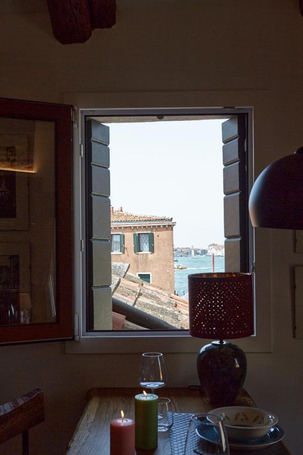 Acqua - Attico Con Terrazza Apartment Venesia Bagian luar foto